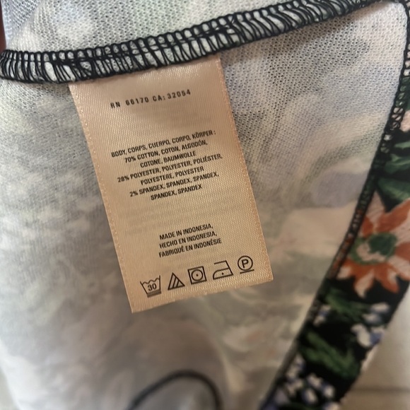 Anthropologie Top - Picture 6 of 9